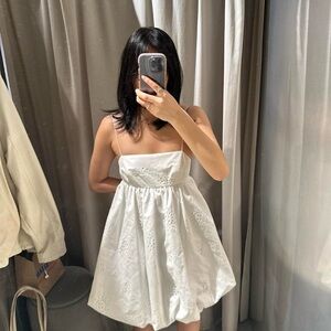 Zara white cotton babydoll dress with embroidered floral details